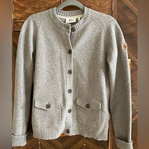 Fjallraven Women’s Cardigan